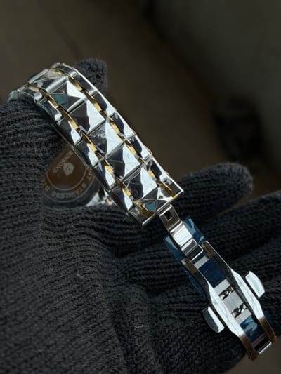 Bindbond daimond glass watch_img_9