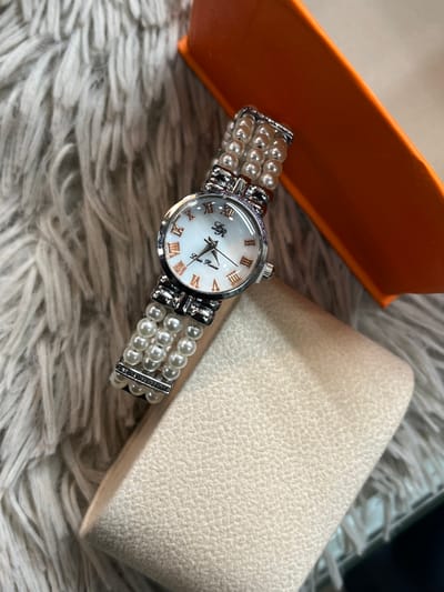 ladies,, watch_img_2