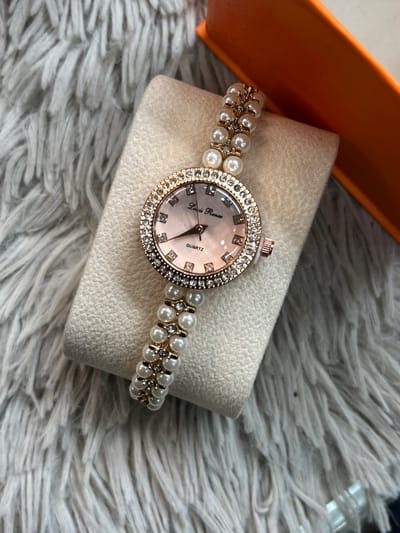 ladies,, watch_img_3